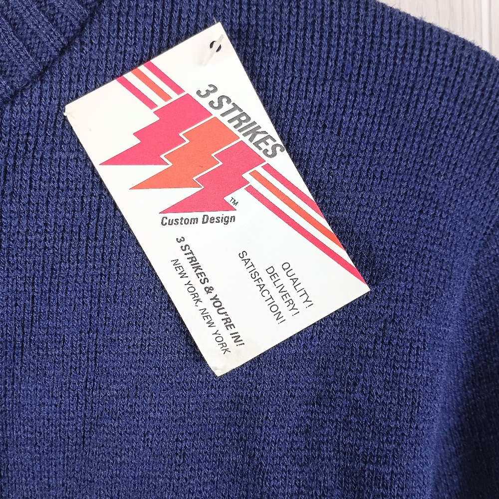 VINTAGE w/tag 1980's Extremely Rare Navy yellow Sony Tape knitted Sweater Size S - Picture 5 of 14